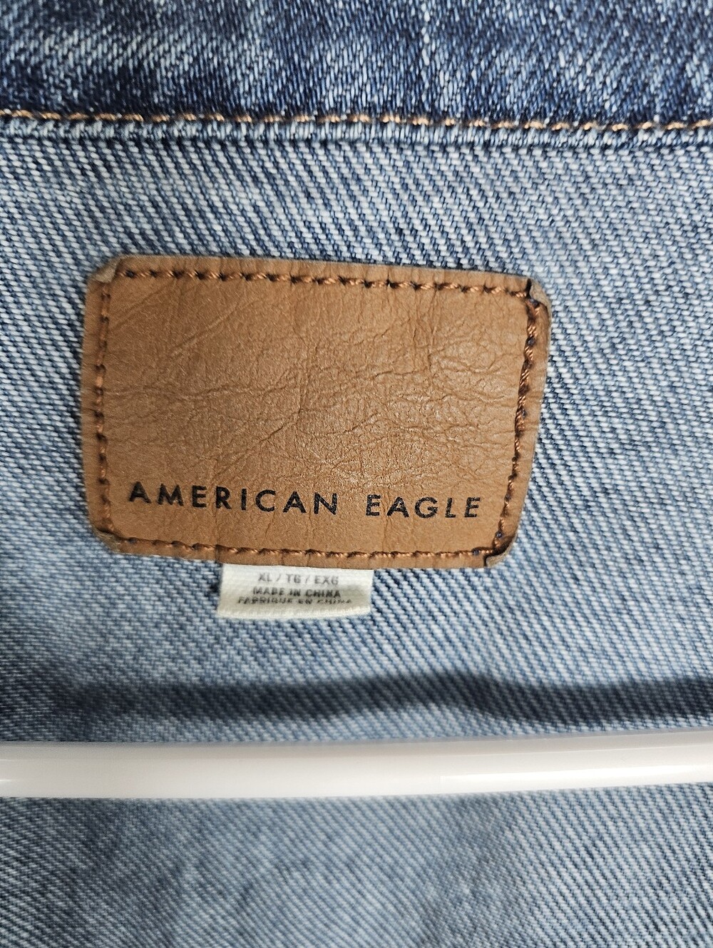 AE Boyfriend Denim Jean Jacket Womans Size XL - Picture 2 of 4